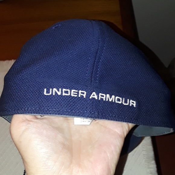 UNDER ARMOUR BASEBALL CAP M/L - Picture 2 of 7